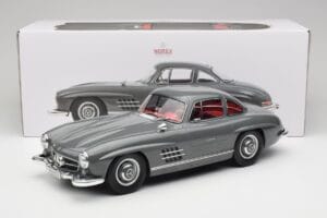 Mercedes 300SL W198 Gullwing Graphite Grey Norev 1:12 123852 Metāls — attēls 6 no 6