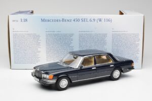Mercedes 450 SEL 6.9 W116 Tumšzils Revell 1:18 8956 Metāls — attēls 8 no 8