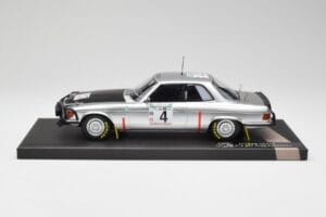 Mercedes 450 SLC 5.0 C107 #4 B. Waldegard / H. Thorszelius Rally Bandama 1979 Minichamps 1:18 107793204 Sveķi — attēls 3 no 6