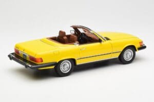 Mercedes 450SL R107 Dzeltens US Version Norev 1:18 183727 Metāls — attēls 4 no 9