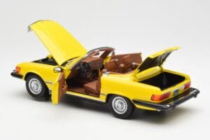 Mercedes 450SL R107 Dzeltens US Version Norev 1:18 183727 Metāls — attēls 6 no 9