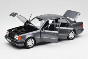 Mercedes 500 E W124 Pearl Pelēks Norev 1:18 183946 Metāls — attēls 2 no 8