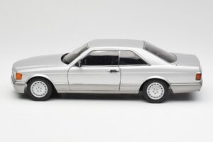 Mercedes 500 SEC C126 Sudrabs AUTOart 1:18 76212 Metāls — attēls 4 no 8