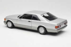 Mercedes 500 SEC C126 Sudrabs AUTOart 1:18 76212 Metāls — attēls 7 no 8