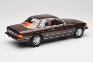Mercedes 500 SLC C107 Beige Metallic KK-Scale 1:18 KKDC180851 Metāls — attēls 2 no 6