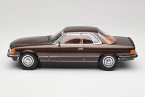 Mercedes 500 SLC C107 Beige Metallic KK-Scale 1:18 KKDC180851 Metāls — attēls 3 no 6
