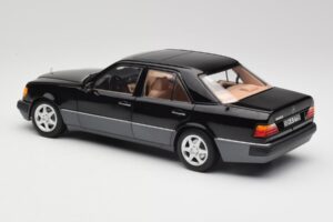 Mercedes 500E W124 Melns Ierobežots Izdevums Norev 1:18 183949 Metāls — attēls 7 no 12