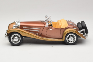 Mercedes 500K Roadster Varš Metallic Bburago 1:18 3020-P1 Metāls — attēls 4 no 8