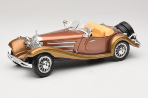 Mercedes 500K Roadster Varš Metallic Bburago 1:18 3020-P1 Metāls