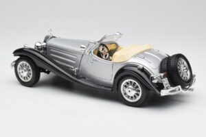 Mercedes 500K Roadster Sudrabs Bburago 1:18 3020-M1 Metāls — attēls 7 no 8