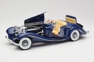 Mercedes 500K Special Roadster Zils Maisto 1:18 56059 Metāls — attēls 2 no 8