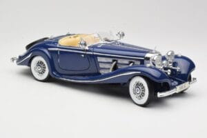 Mercedes 500K Special Roadster Zils Maisto 1:18 56059 Metāls — attēls 6 no 8