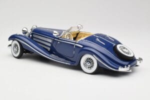 Mercedes 500K Special Roadster Zils Maisto 1:18 56059 Metāls — attēls 7 no 8