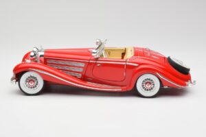Mercedes 500K Special Roadster Sarkans Maisto 1:18 56058 Metāls — attēls 4 no 8