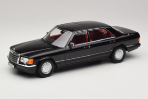 Mercedes 560 SEL W126 Melns Ar Sarkanu Salonu Norev 1:18 183788 Metāls