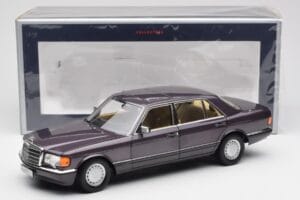 Mercedes 560 SEL W126 Violets Metallic Norev 1:18 183544 Metāls — attēls 8 no 8