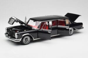 Mercedes 600 Pullman W100 Melns NZG 1:18 1071/50 Metāls — attēls 2 no 8