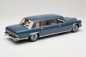 Mercedes 600 Pullman W100 Zils NZG 1:18 B66040707 Metāls — attēls 3 no 8