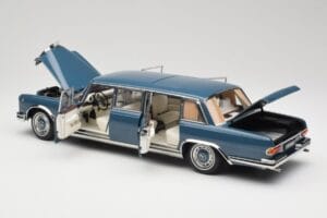 Mercedes 600 Pullman W100 Zils NZG 1:18 B66040707 Metāls — attēls 5 no 8