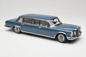 Mercedes 600 Pullman W100 Zils NZG 1:18 B66040707 Metāls — attēls 6 no 8