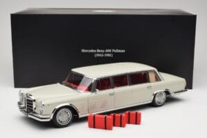 Mercedes 600 Pullman W100 Gaiši Pelēks NZG 1:18 B66040708 Metāls — attēls 8 no 8