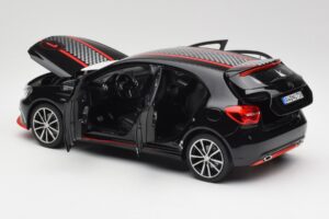 Mercedes A-Class W176 AMG Melns Norev 1:18 183596 Metāls — attēls 5 no 8