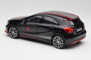 Mercedes A-Class W176 AMG Melns Norev 1:18 183596 Metāls — attēls 7 no 8