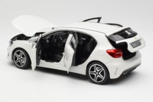 Mercedes A-Class W176 Cirrus Balts Norev 1:18 B66960126 Metāls — attēls 5 no 8