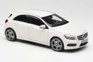 Mercedes A-Class W176 Cirrus Balts Norev 1:18 B66960126 Metāls — attēls 6 no 8