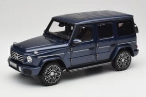 Mercedes AMG G 63 L W465 Tumši Zils Norev 1:18 B66960663 Metāls