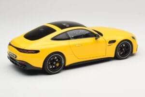 Mercedes AMG GT 43 C192 Turbo Sun Yellow NZG 1:18 B66960587 Metāls — attēls 3 no 8