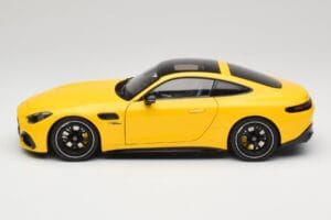 Mercedes AMG GT 43 C192 Turbo Sun Yellow NZG 1:18 B66960587 Metāls — attēls 4 no 8