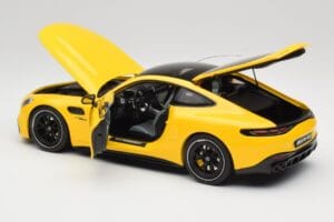 Mercedes AMG GT 43 C192 Turbo Sun Yellow NZG 1:18 B66960587 Metāls — attēls 5 no 8