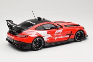 Mercedes AMG GT C190 Black Series Safety Car F1 2022 Minichamps 1:18 155032090 Metāls — attēls 2 no 6