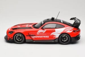 Mercedes AMG GT C190 Black Series Safety Car F1 2022 Minichamps 1:18 155032090 Metāls — attēls 3 no 6