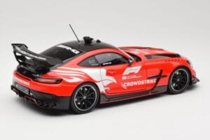 Mercedes AMG GT C190 Black Series Safety Car F1 2024 Minichamps 1:18 110032090 Metāls — attēls 3 no 8