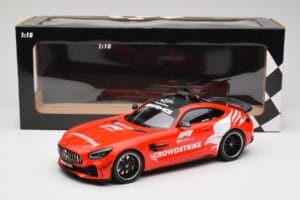 Mercedes AMG GT R C190 Safety Car F1 2021 Minichamps 1:18 155036095 Metāls — attēls 6 no 6
