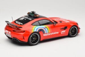 Mercedes AMG GT R C190 Safety Car F1 Mugello GP 2020 Minichamps 1:18 155036094 Metāls — attēls 2 no 6