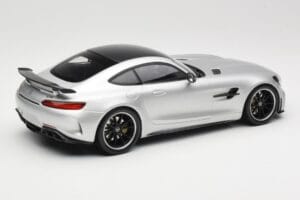 Mercedes AMG GT R C190 Sudrabs Minichamps 1:18 155036025 Metāls — attēls 2 no 6