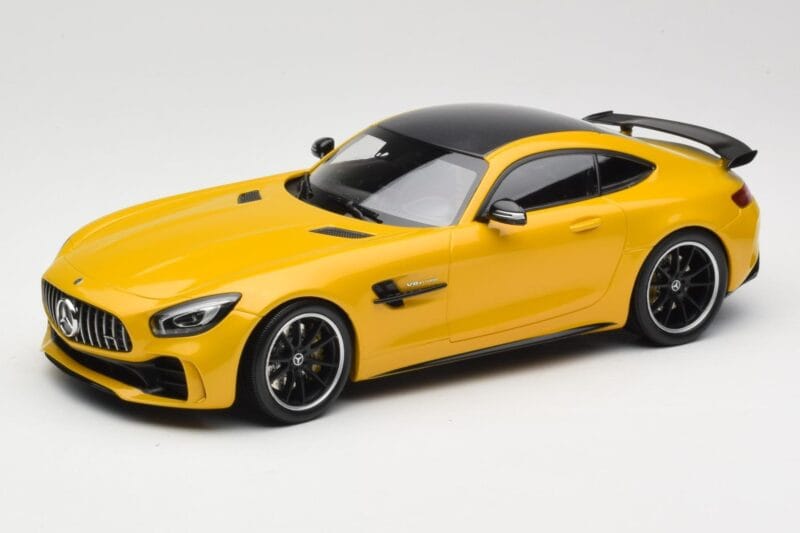 Mercedes AMG GT R C190 Dzeltens Minichamps 1:18 155036021 Metāls