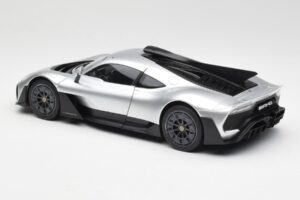 Mercedes AMG One Hightech Sudrabs NZG 1:18 B66961043 Metāls — attēls 7 no 8