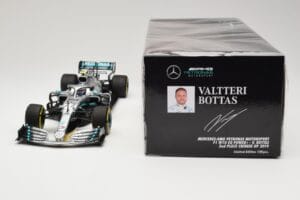 Mercedes AMG Petronas Motorsport W10 #77 V. Bottas 2nd Place Chinese GP 2019 Minichamps 1:18 110190377 Metāls — attēls 6 no 6