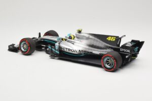 Mercedes AMG Petronas W08 V. Rossi Ride Swap Valencia December 2019 Minichamps 1:18 110191746 Metāls — attēls 5 no 6