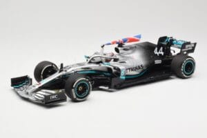 Mercedes AMG Petronas W10 #44 L. Hamilton Winner British GP 2019 Minichamps 1:18 110191044 Metāls