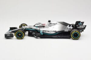 Mercedes AMG Petronas W10 #44 L. Hamilton Winner Chinese GP 2019 Minichamps 1:18 110190344 Metāls — attēls 3 no 6