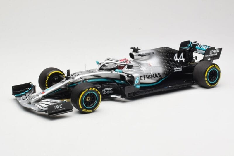 Mercedes AMG Petronas W10 #44 L. Hamilton Winner Chinese GP 2019 Minichamps 1:18 110190344 Metāls