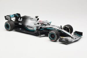 Mercedes AMG Petronas W10 EQ Power+ #44 L. Hamilton USA GP F1 World Champion 2019 Minichamps 1:18 110191844 Metāls — attēls 5 no 7