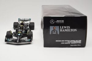 Mercedes AMG Petronas W14 E Performance #44 L. Hamilton Bahrain GP 2023 Minichamps 1:18 110230144 Metāls — attēls 6 no 6