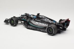 Mercedes AMG Petronas W14 E Performance #63 G. Russell Australian GP 2023 Minichamps 1:18 110230363 Metāls — attēls 5 no 6
