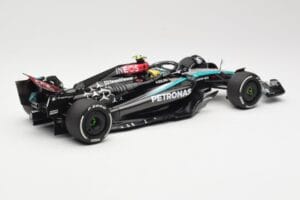 Mercedes AMG Petronas W15 E Performance #44 L. Hamilton 2024 Minichamps 1:18 110240144 Metāls — attēls 2 no 6